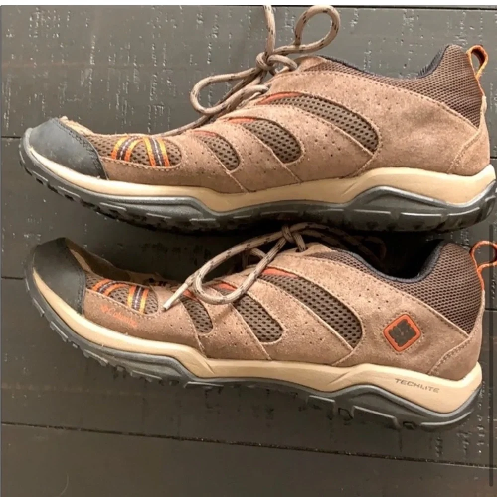Columbia euc hiking